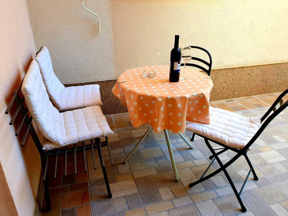 Apartmani Andreja 德拉马利 外观 照片