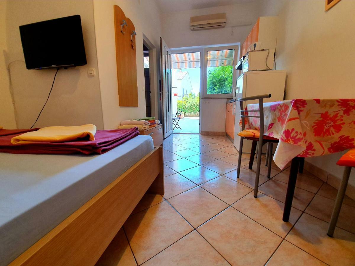 Apartmani Andreja 德拉马利 外观 照片